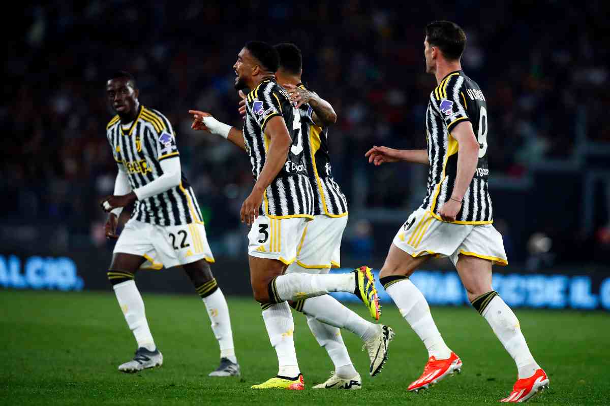 Juventus triplo addio