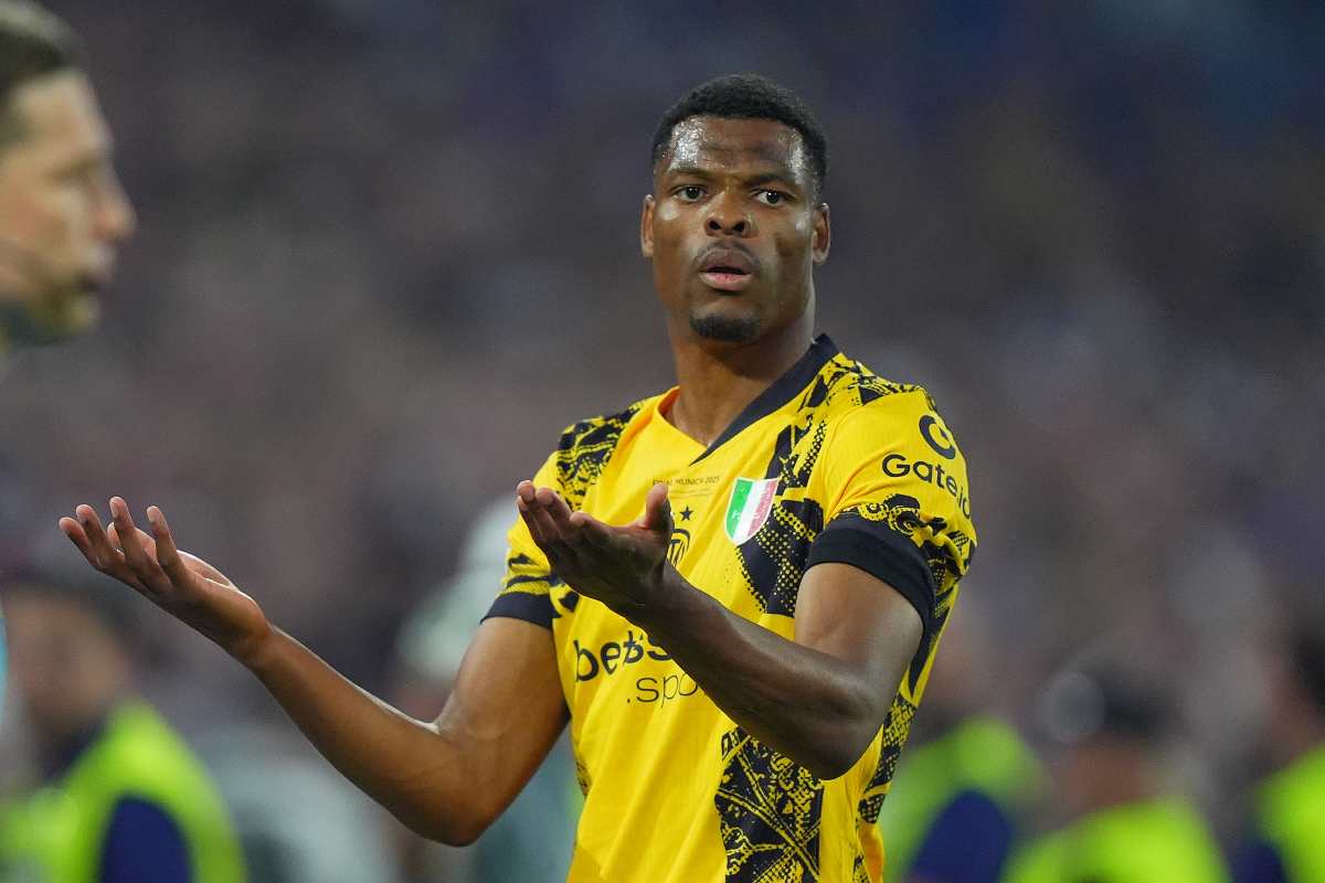 Denzel Dumfries Inter
