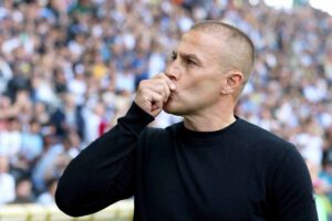 Cannavaro bacia qualcosa