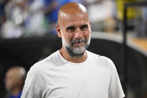 Guardiola in primo piano