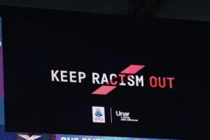 Razzismo in campo