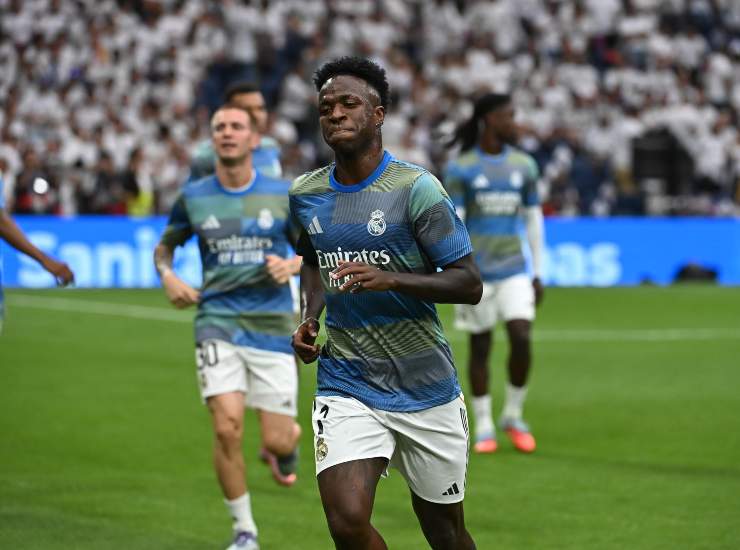 Vinicius durante un riscaldamento