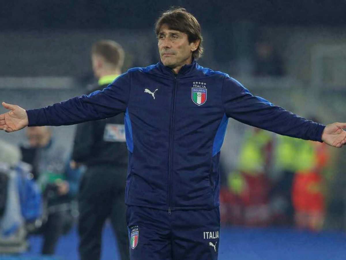 Antonio Conte in Nazionale, immagine con IA